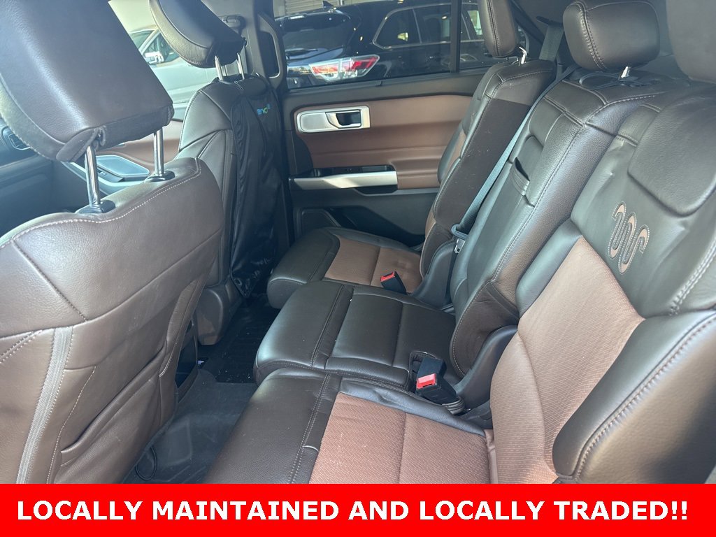 Used 2021 Ford Explorer King Ranch w/ Premium Technology Package image 12
