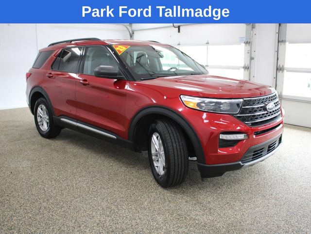 Used 2023 Ford Explorer XLT w/ Equipment Group 202A AWD/4WD image 7
