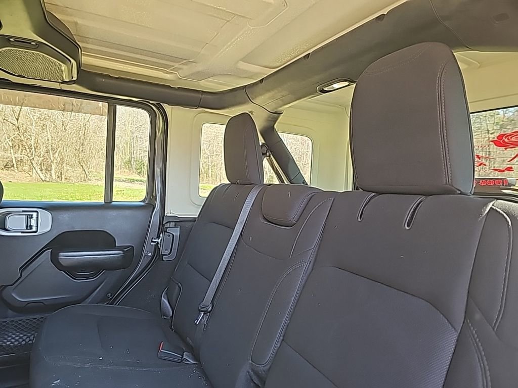 Used 2019 Jeep Wrangler Unlimited Sport S image 13
