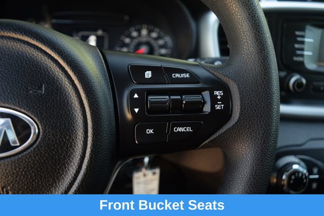 Used 2017 Kia Sorento FWD image 5