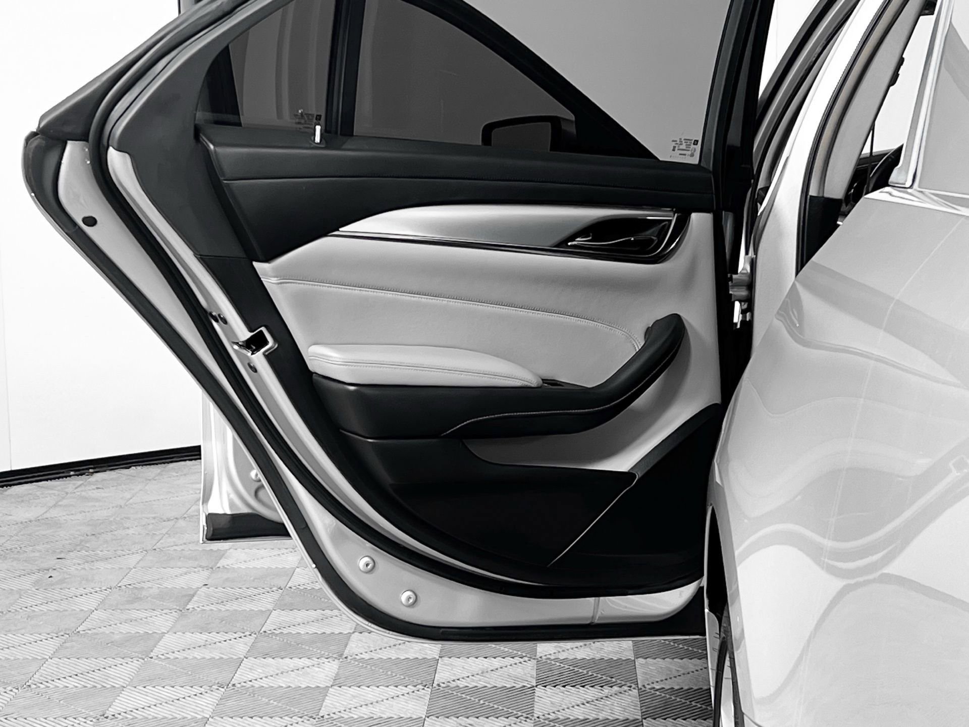 Used 2019 Cadillac CTS Sedan w/ Seating Package image 15