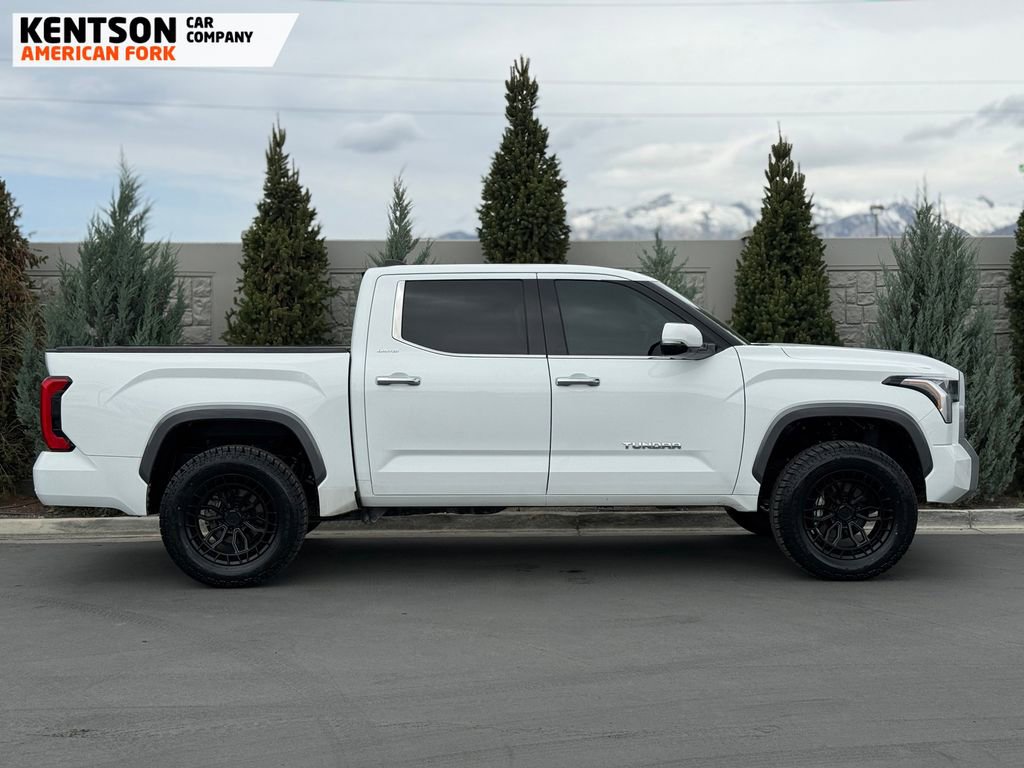 Used 2023 Toyota Tundra Limited w/ Power Package image 11