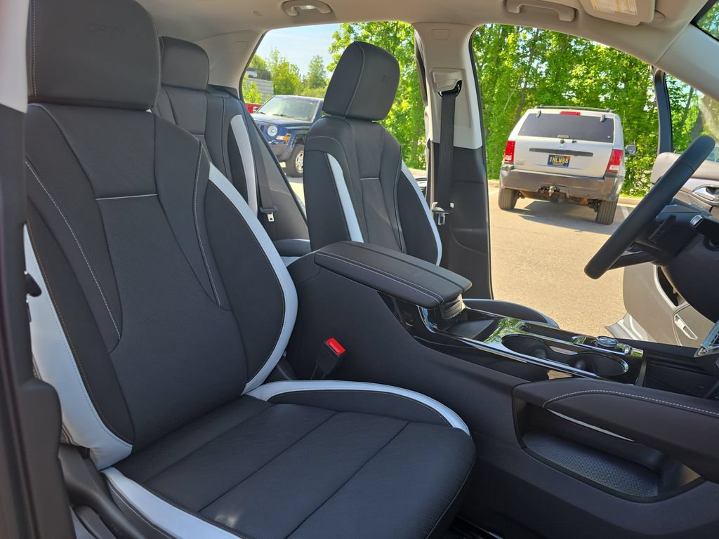New 2026 Buick Envision Sport Touring AWD/4WD image 10