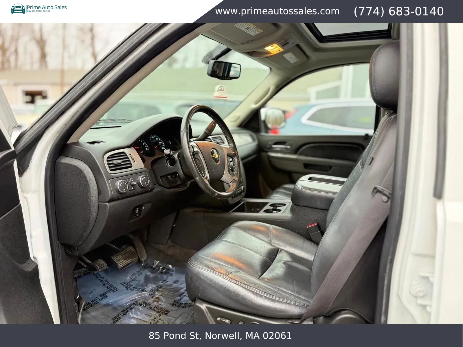 Used 2011 Chevrolet Tahoe LT w/ Luxury Package AWD/4WD image 13