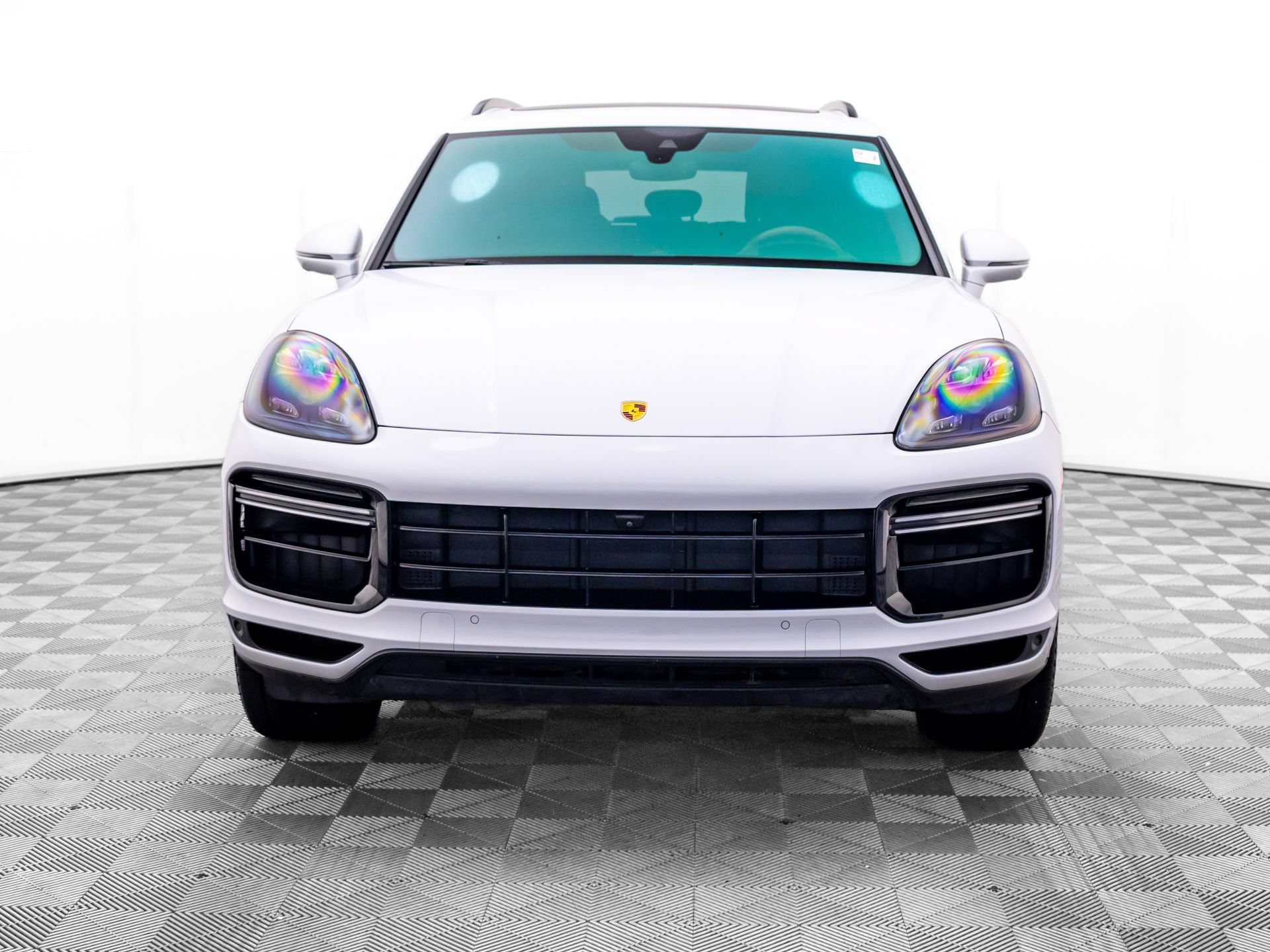 Used 2023 Porsche Cayenne Turbo S w/ Premium Package Plus AWD/4WD image 8