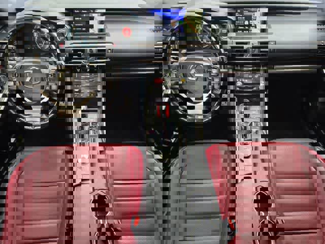 Used 2018 Lexus IS 300 F Sport image 10