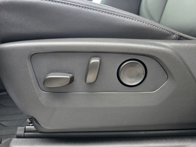 New 2026 GMC Sierra 1500 SLT w/ SLT Premium Plus Package image 19