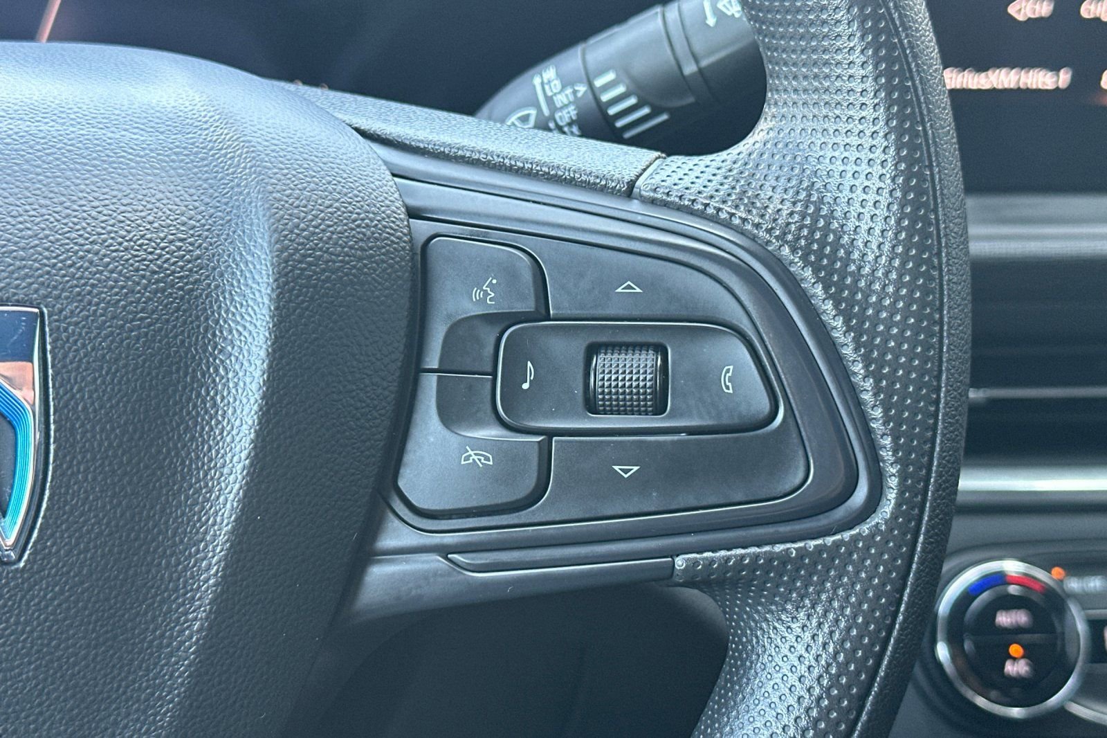 Certified 2024 Buick Envista Preferred image 32