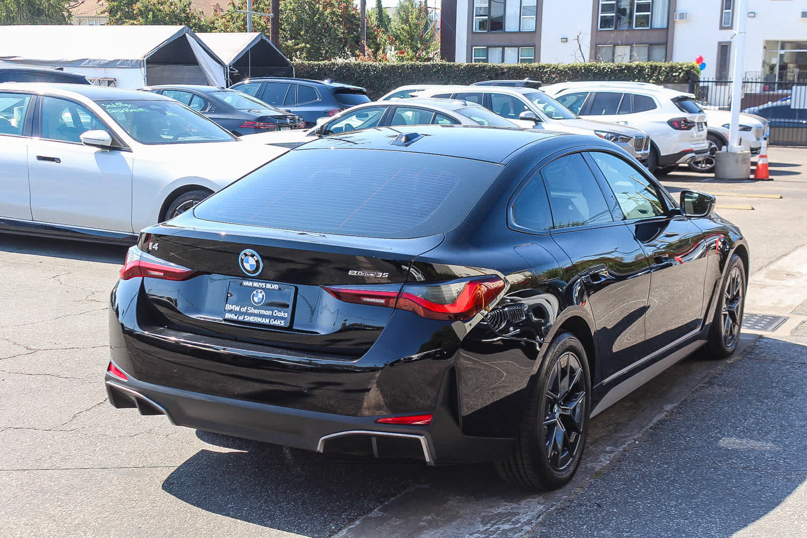Used 2023 BMW i4 eDrive35 w/ Premium Package RWD image 4