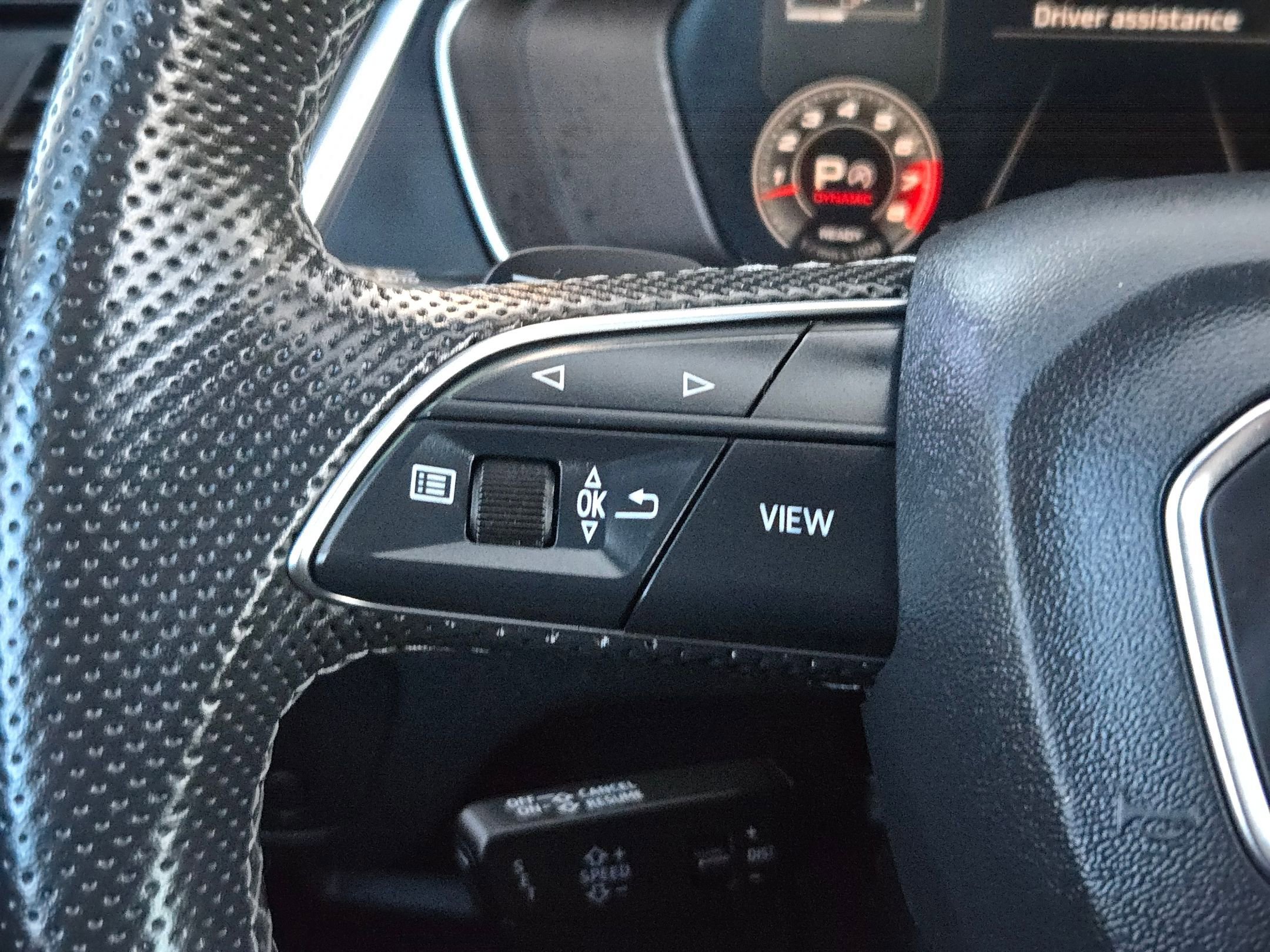 Used 2022 Audi SQ5 Premium Plus w/ Premium Plus Package image 22