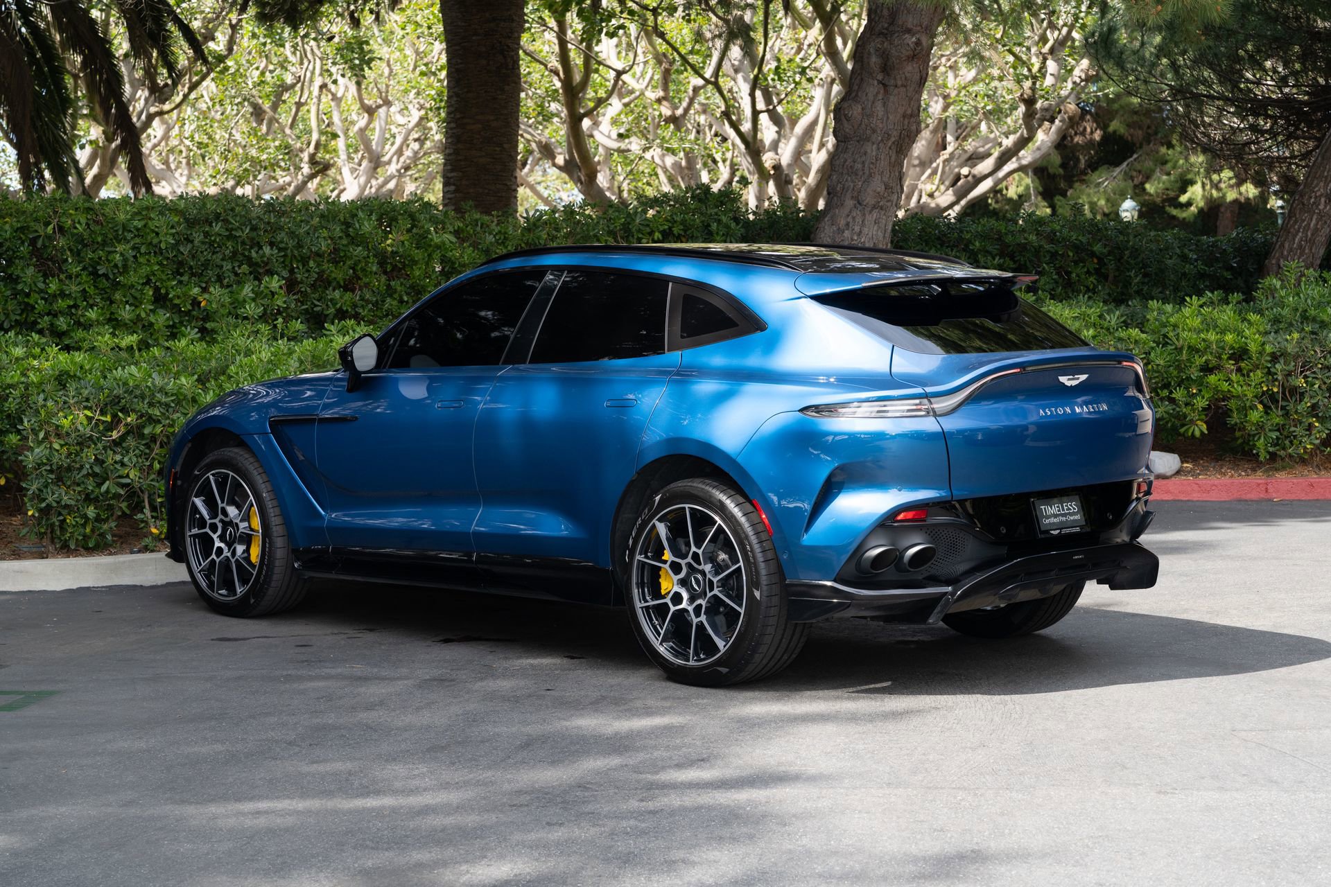 Used 2023 Aston Martin DBX 707 AWD/4WD image 4
