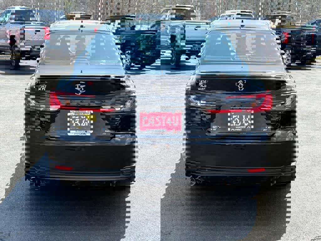 Used 2025 Toyota Camry SE image 29