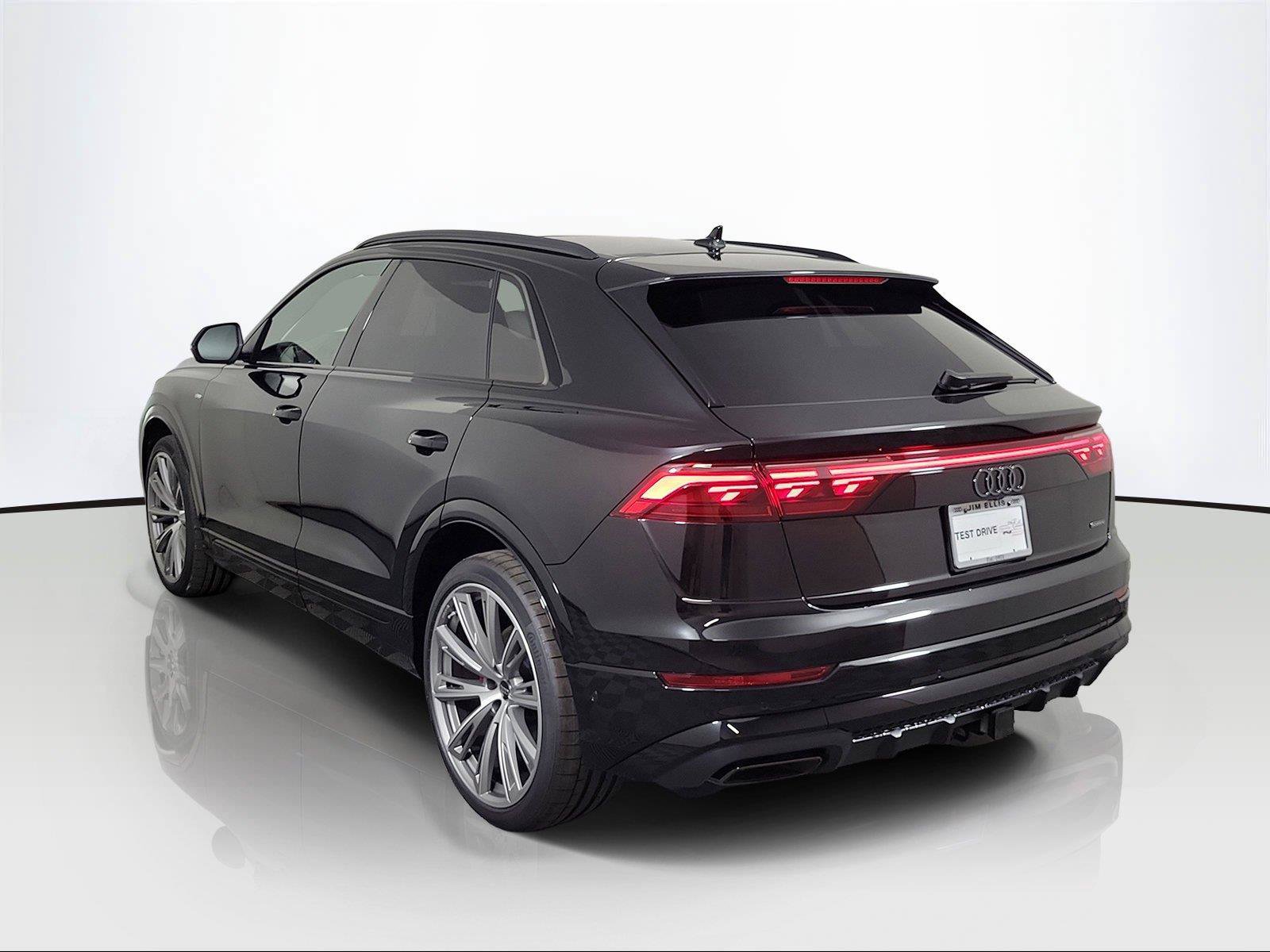 New 2027 Audi Q8 Prestige AWD/4WD image 4