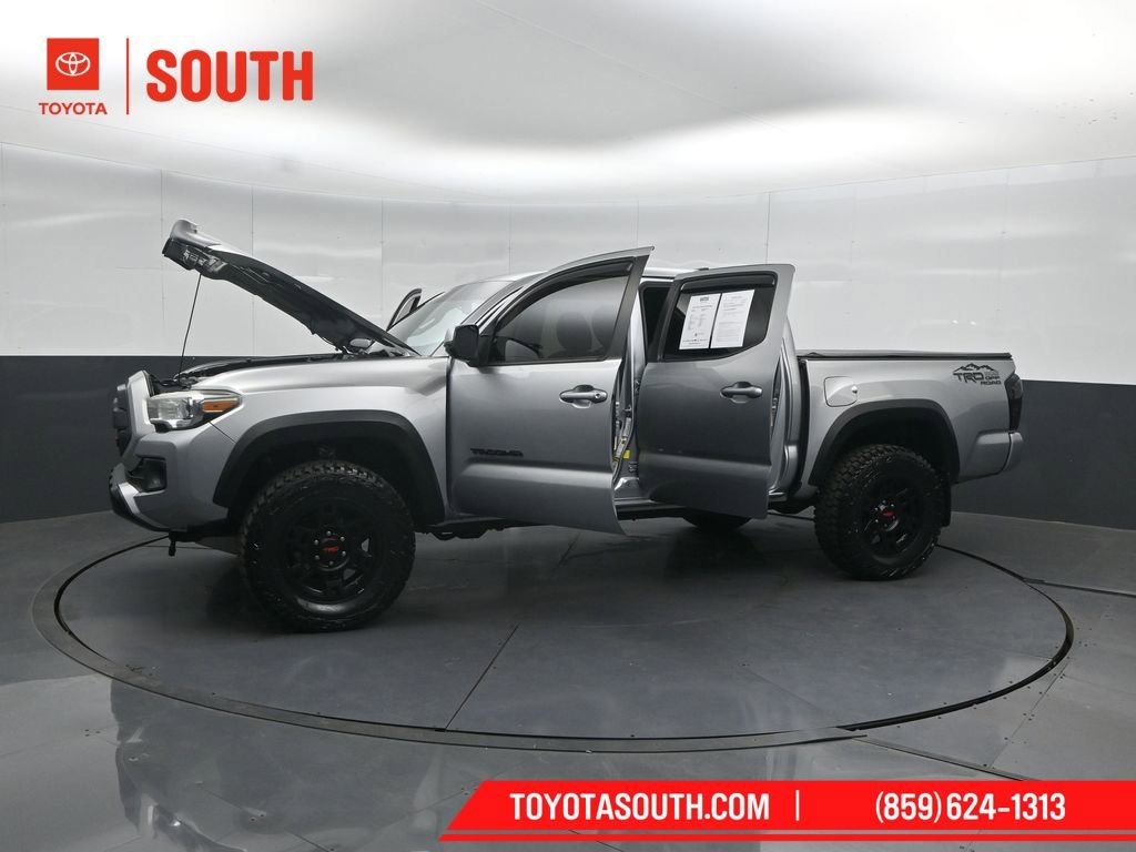 Used 2016 Toyota Tacoma TRD Off-Road AWD/4WD image 53