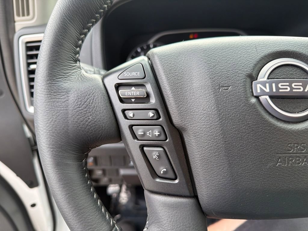Used 2024 Nissan Frontier SV w/ SV Convenience Package image 21