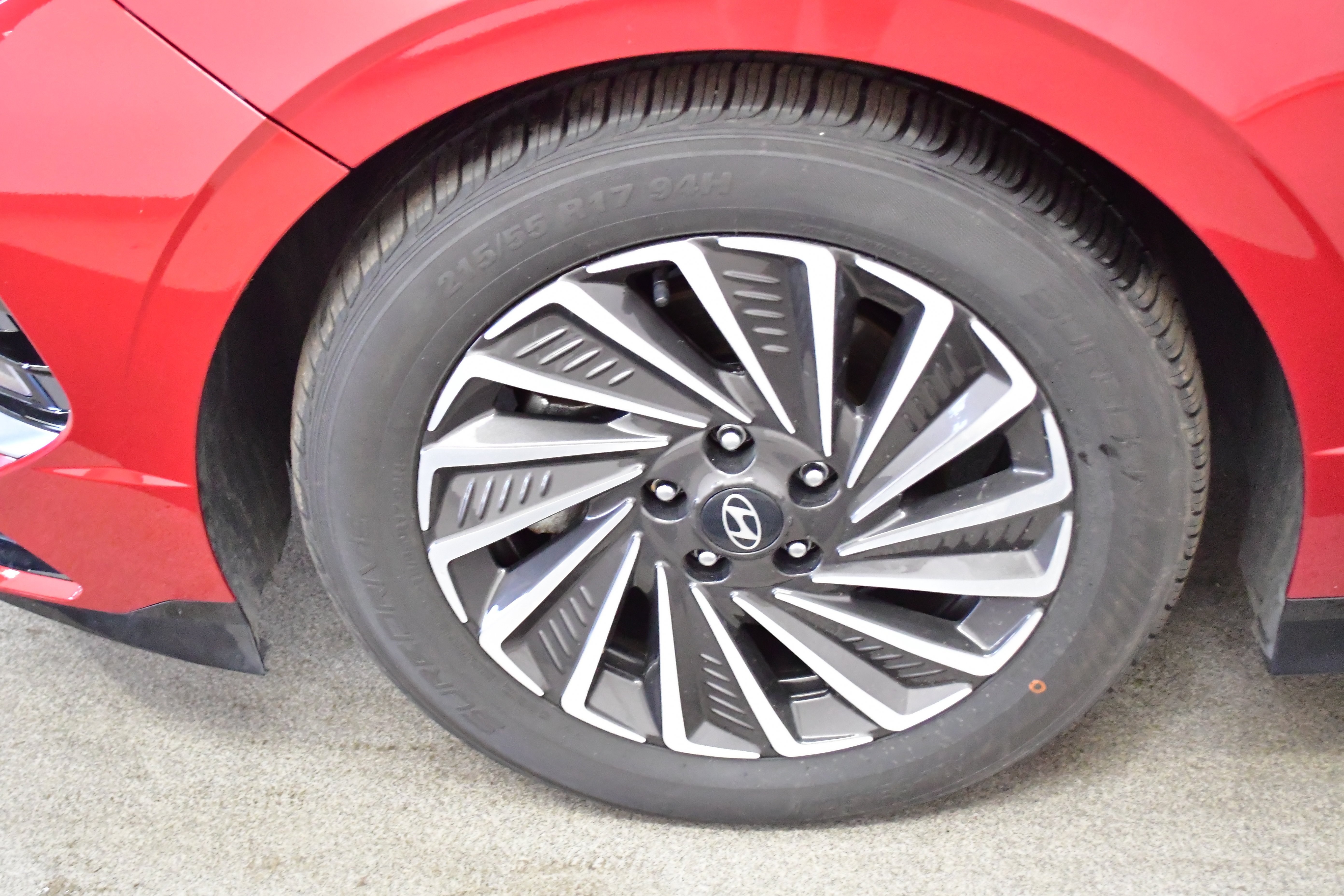 Used 2025 Hyundai Sonata SEL FWD image 34