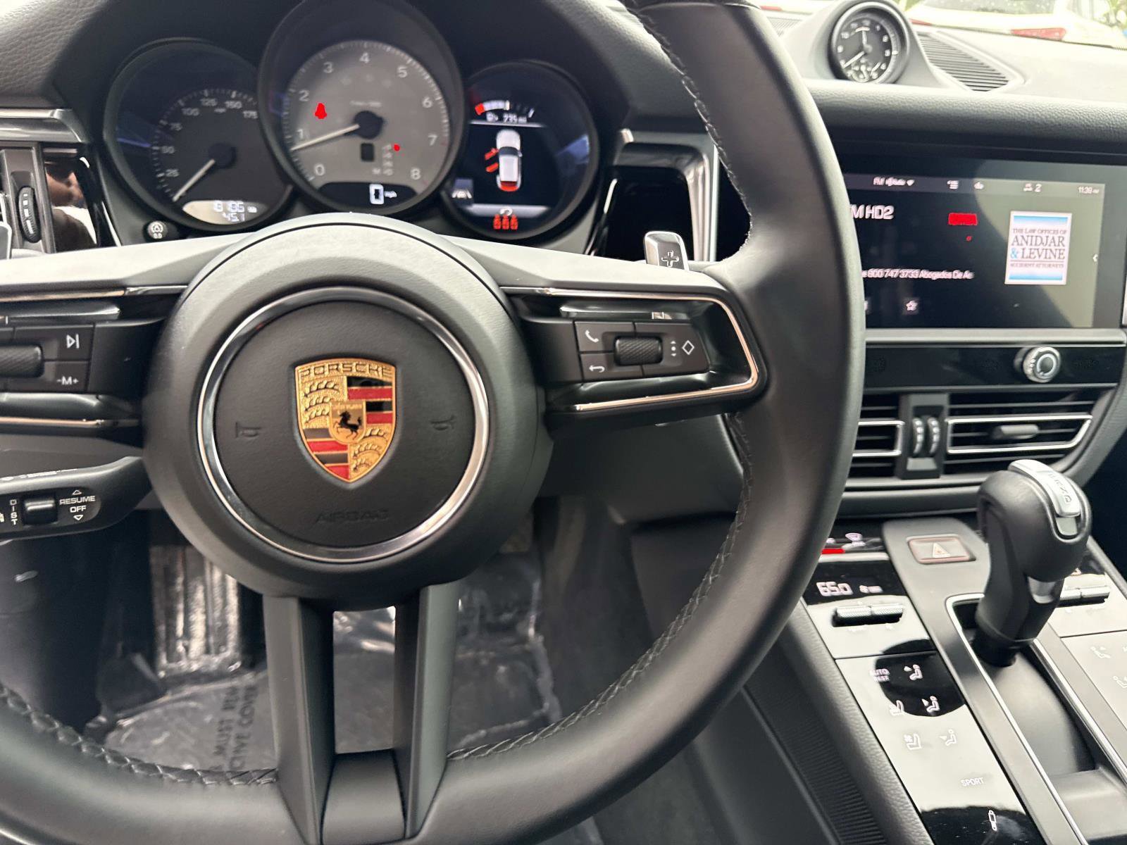 Used 2024 Porsche Macan S image 30