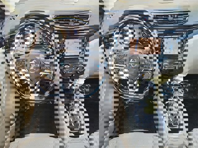 Used 2021 Nissan Rogue Sport SL w/ Premium Package image 28