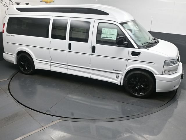 New 2026 Chevrolet Express 2500 Extended w/ Driver Convenience Package RWD image 25