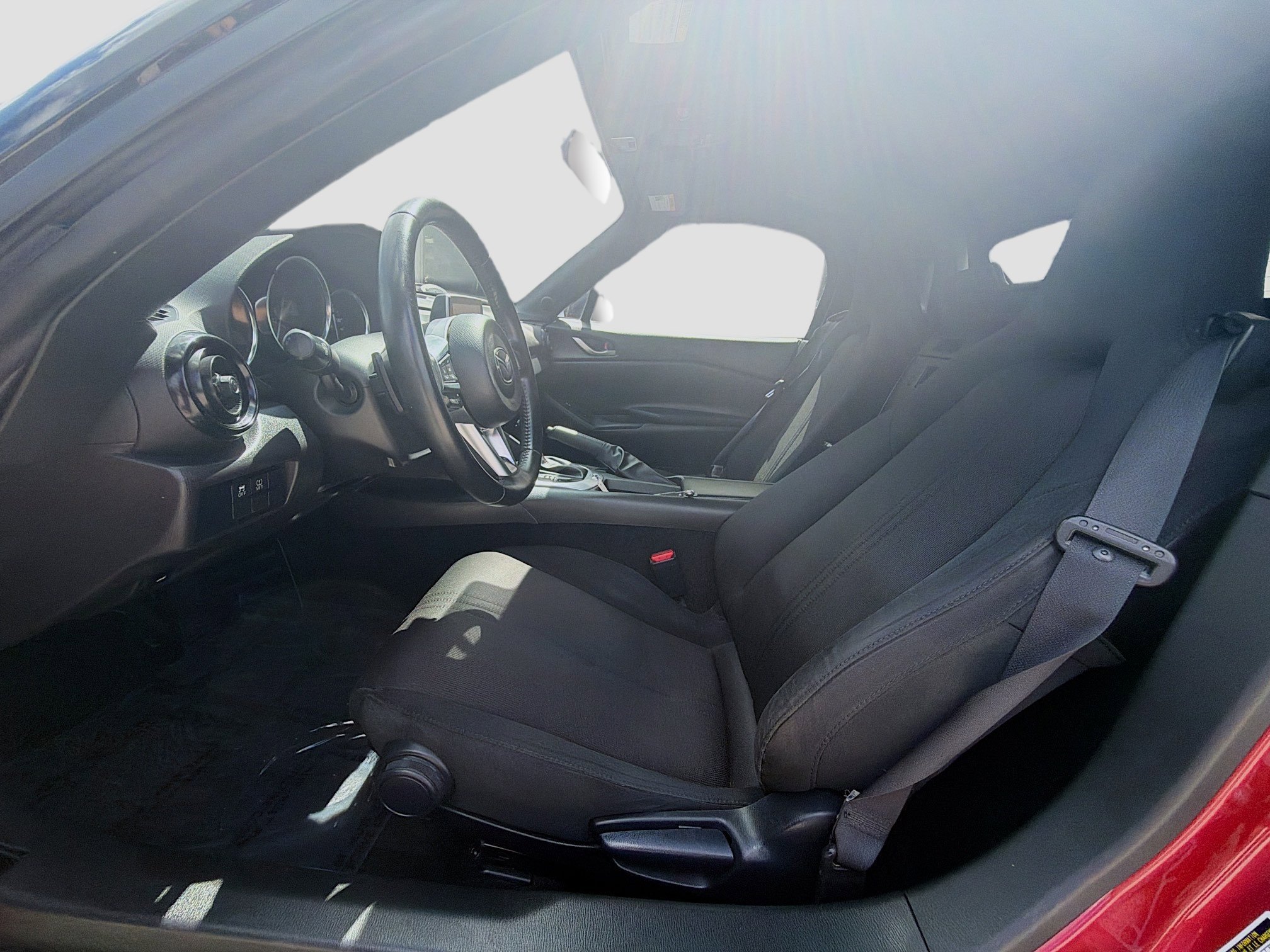 Used 2016 MAZDA MX-5 Miata Sport RWD image 15