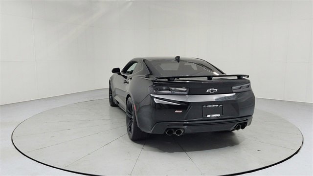 Used 2016 Chevrolet Camaro SS image 4