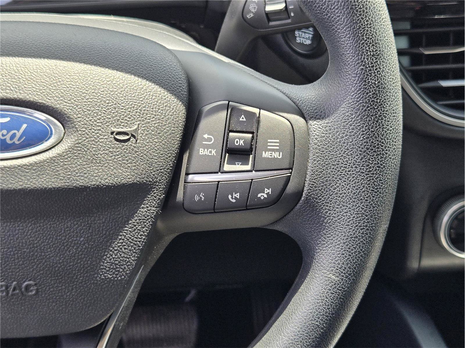 Used 2020 Ford Escape SE FWD image 31