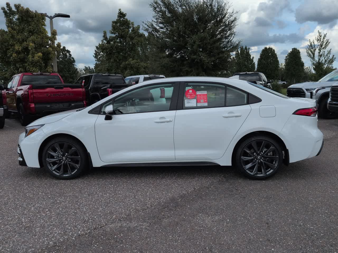 New 2027 Toyota Corolla SE FWD image 3