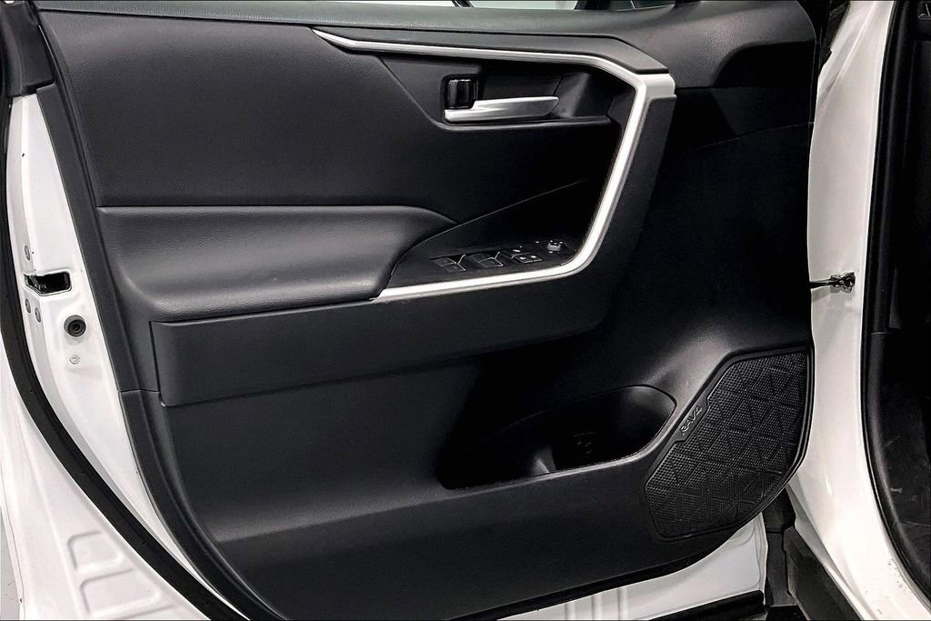 Used 2024 Toyota RAV4 XLE image 20