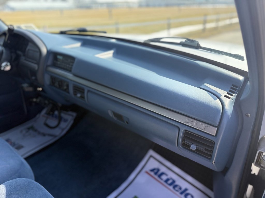 Used 1994 Ford F350 XL image 36