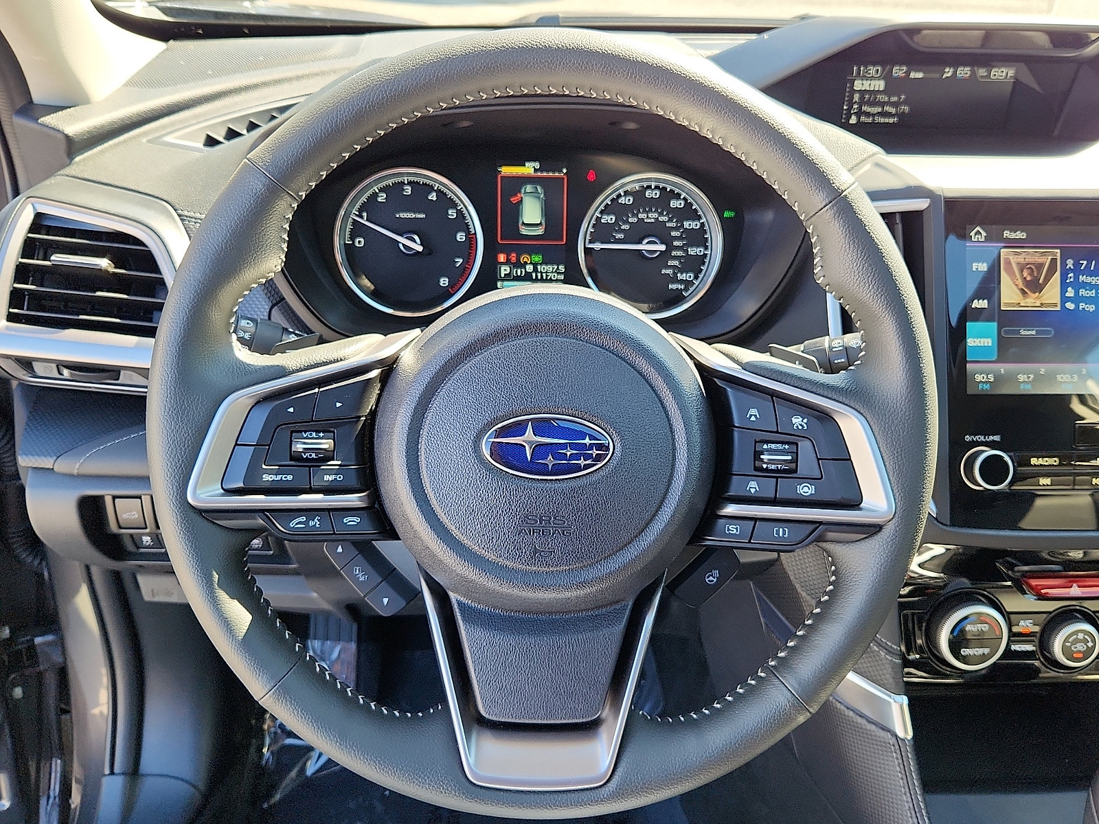 Used 2024 Subaru Forester Touring w/ POP Package 3 AWD/4WD image 21
