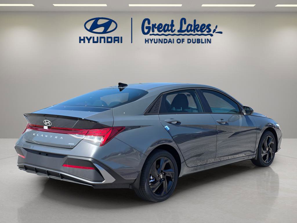 New 2026 Hyundai Elantra Sport image 5