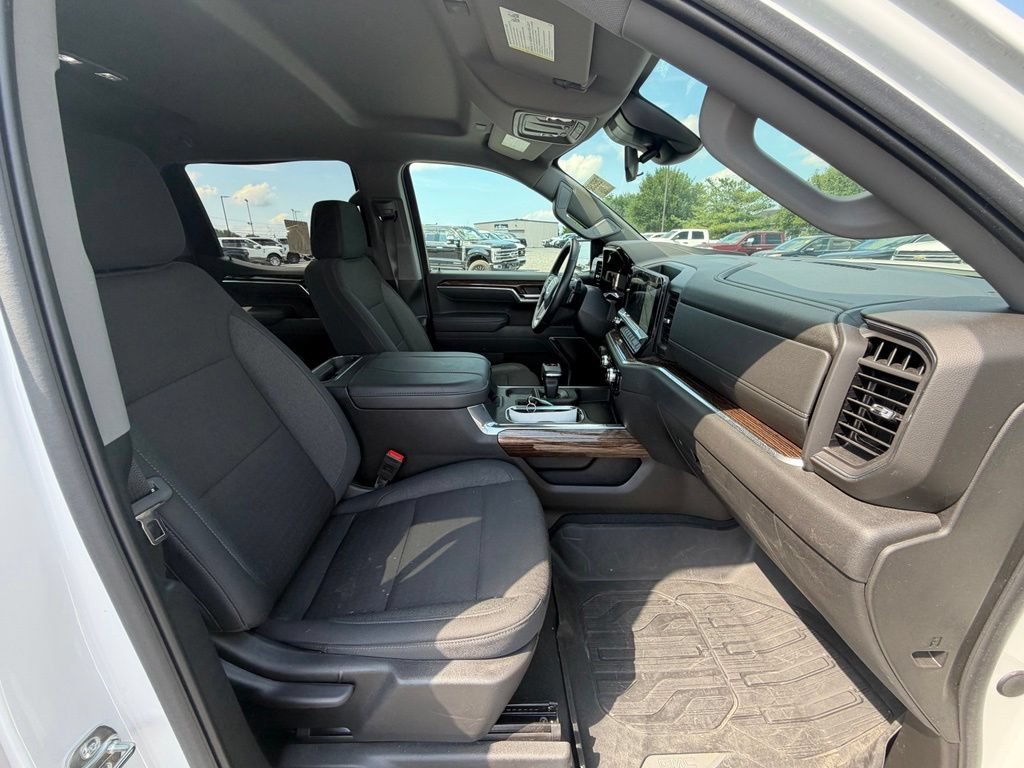 Used 2025 GMC Sierra 1500 Elevation AWD/4WD image 13