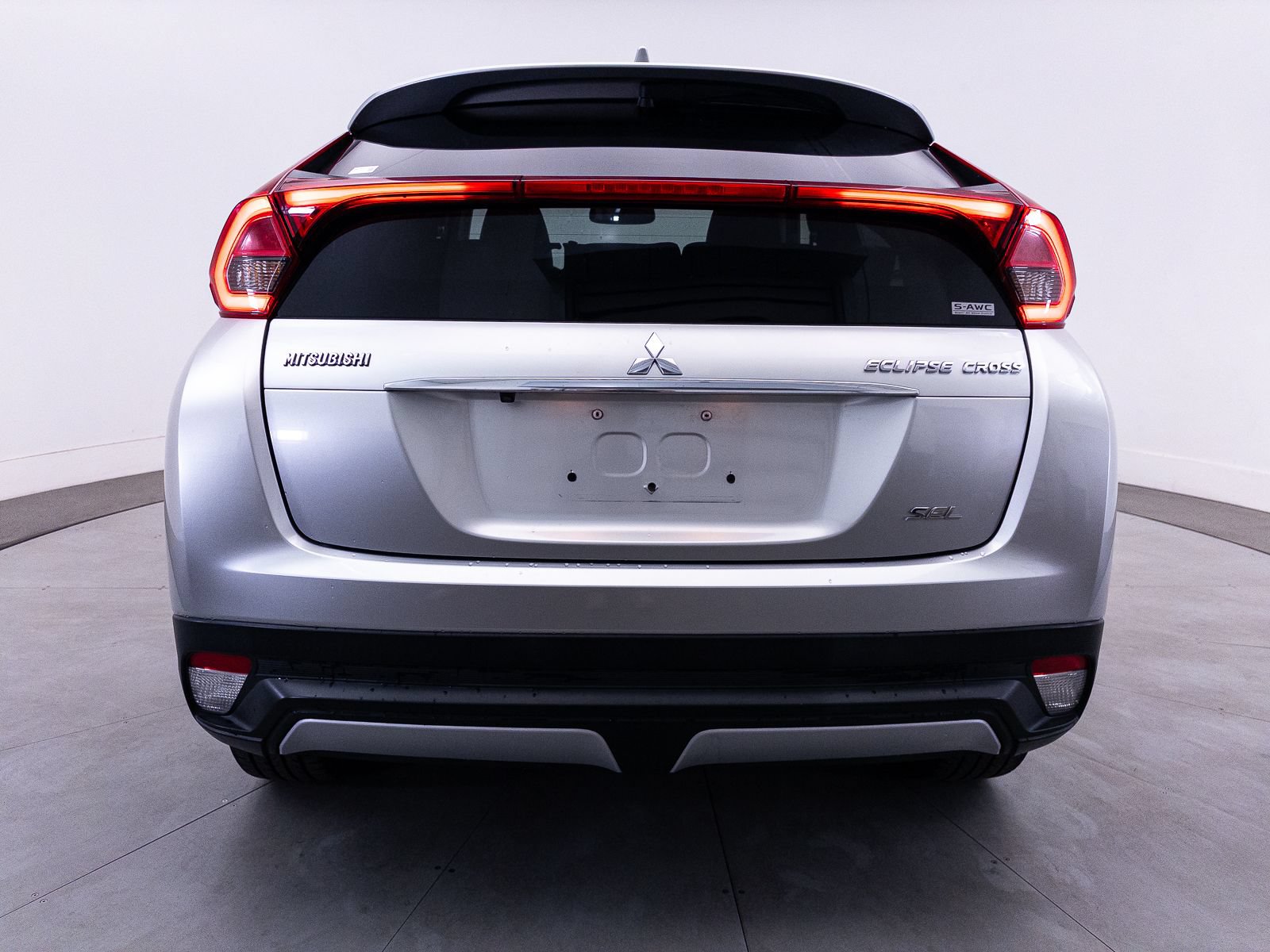 Used 2018 Mitsubishi Eclipse Cross SEL AWD/4WD image 18