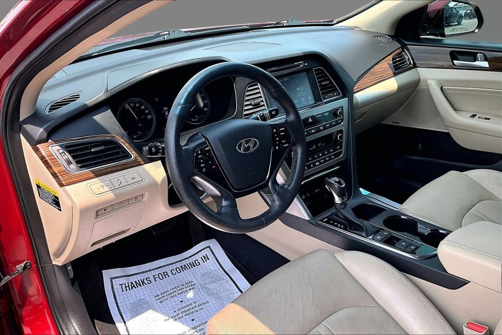 Used 2017 Hyundai Sonata Limited w/ Ultimate Package 02 FWD image 7
