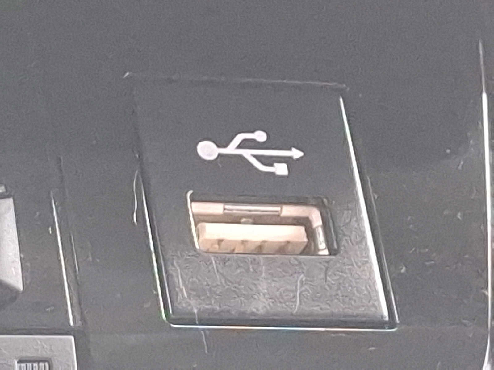 Used 2024 Toyota Tundra Limited image 25