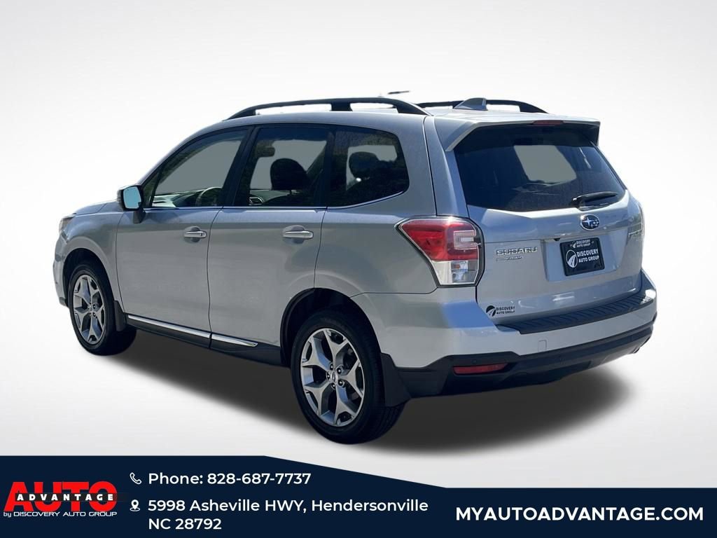 Used 2017 Subaru Forester 2.5i Touring AWD/4WD image 6
