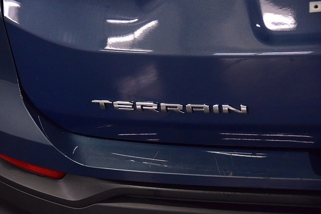 Used 2024 GMC Terrain SLE image 12