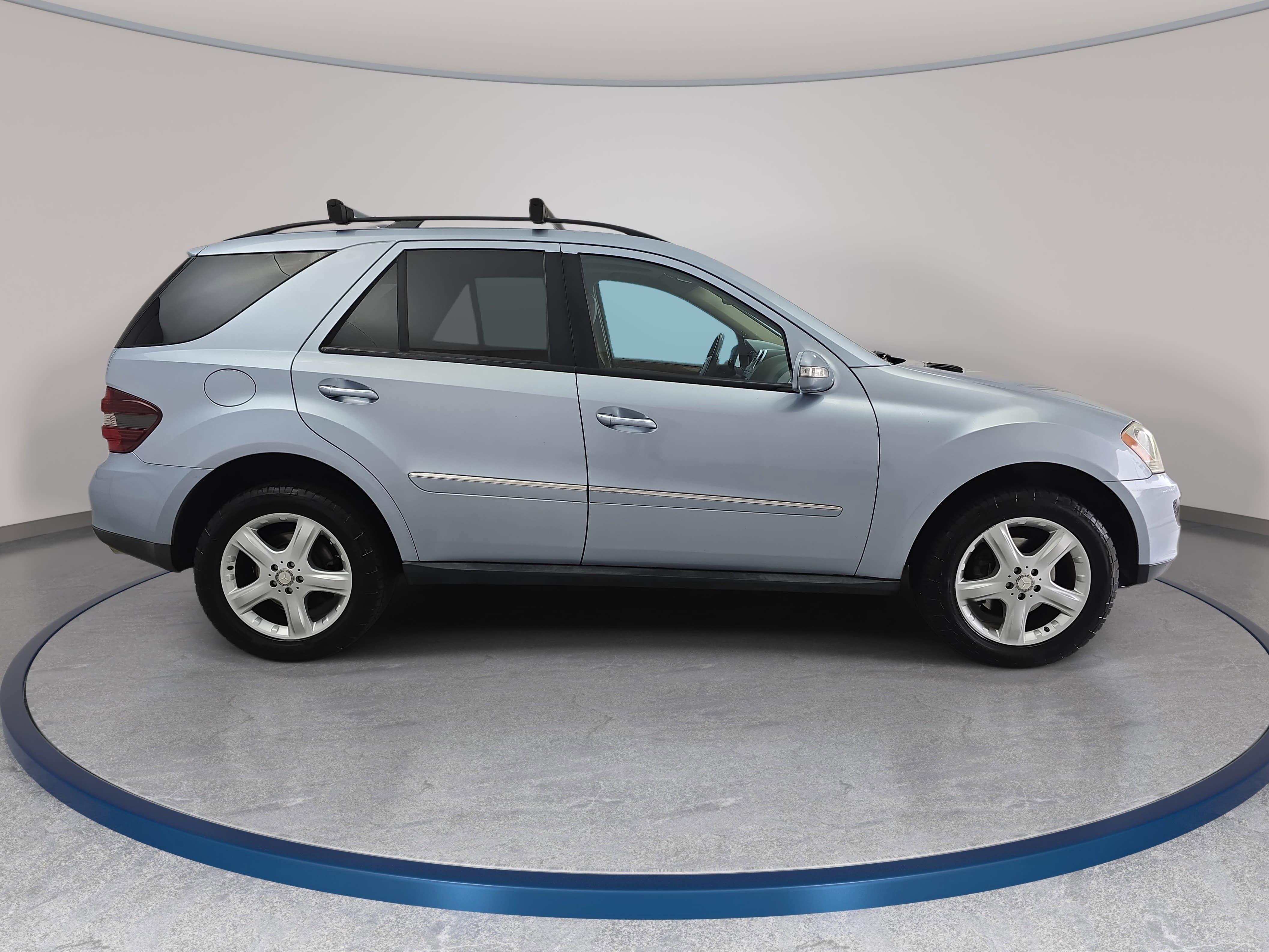 Used 2008 Mercedes-Benz ML 350 4MATIC image 4