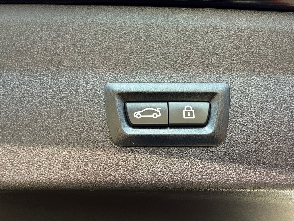 Used 2020 BMW X4 M40i w/ Executive Package image 36