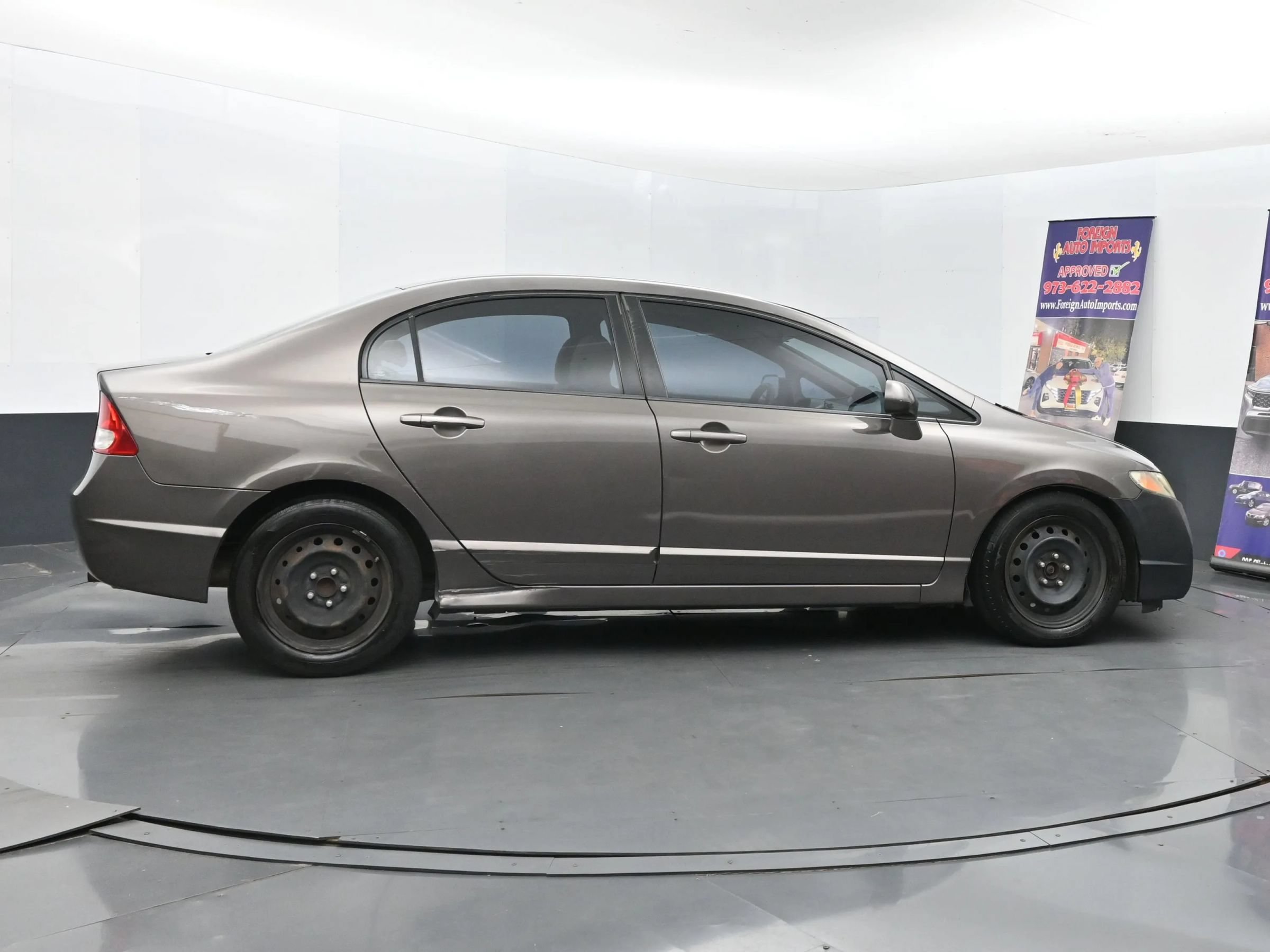 Used 2010 Honda Civic LX image 4