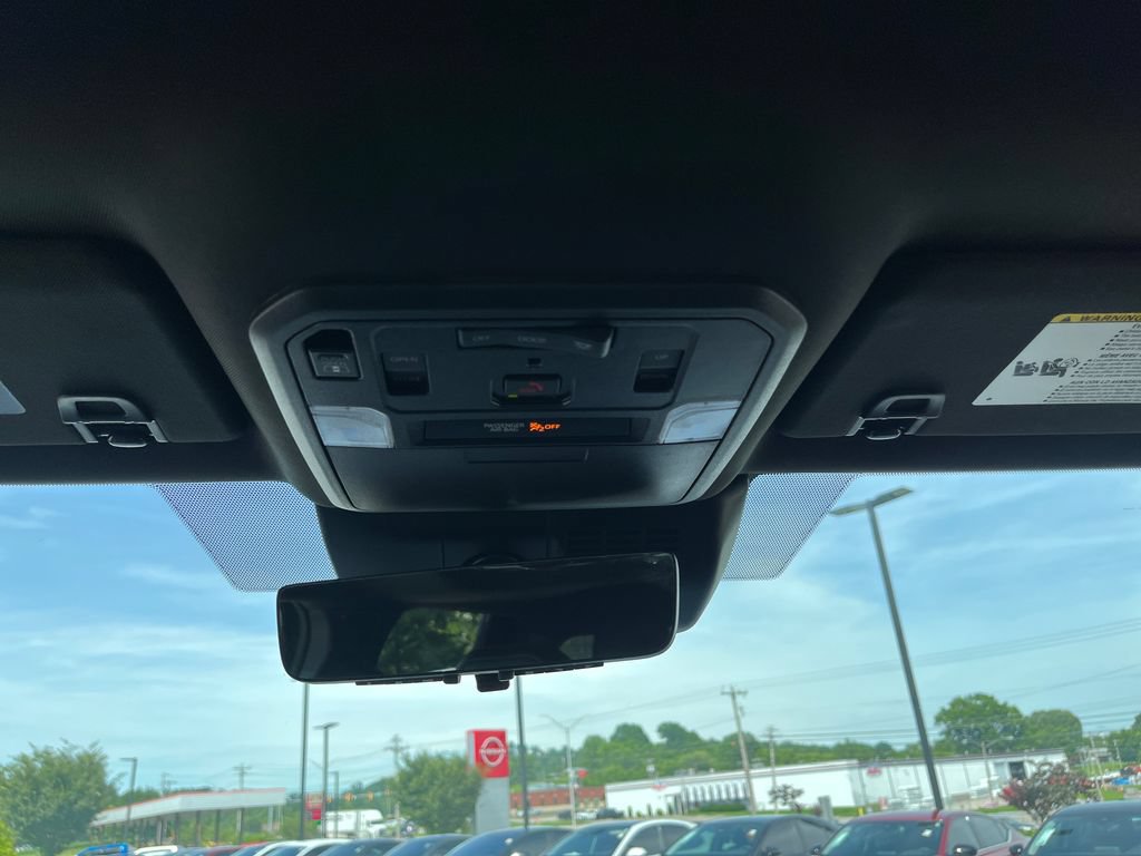 Used 2025 Toyota Tacoma TRD Pro AWD/4WD image 43