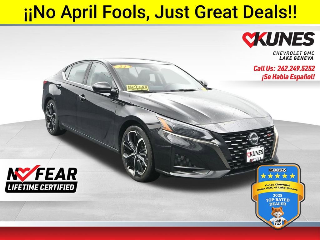 Used 2024 Nissan Altima 2.5 SR image 1