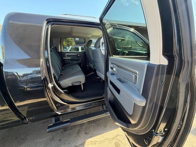 Used 2016 RAM 3500 Big Horn AWD/4WD image 22