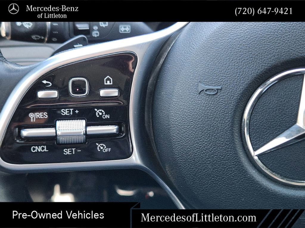 Used 2020 Mercedes-Benz GLC 300 4MATIC image 32