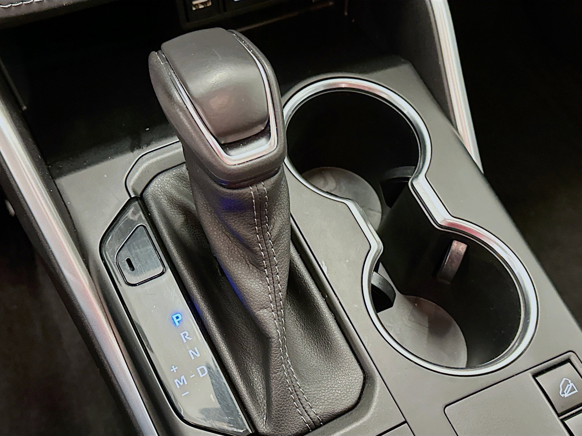 Used 2023 Toyota Highlander LE image 25