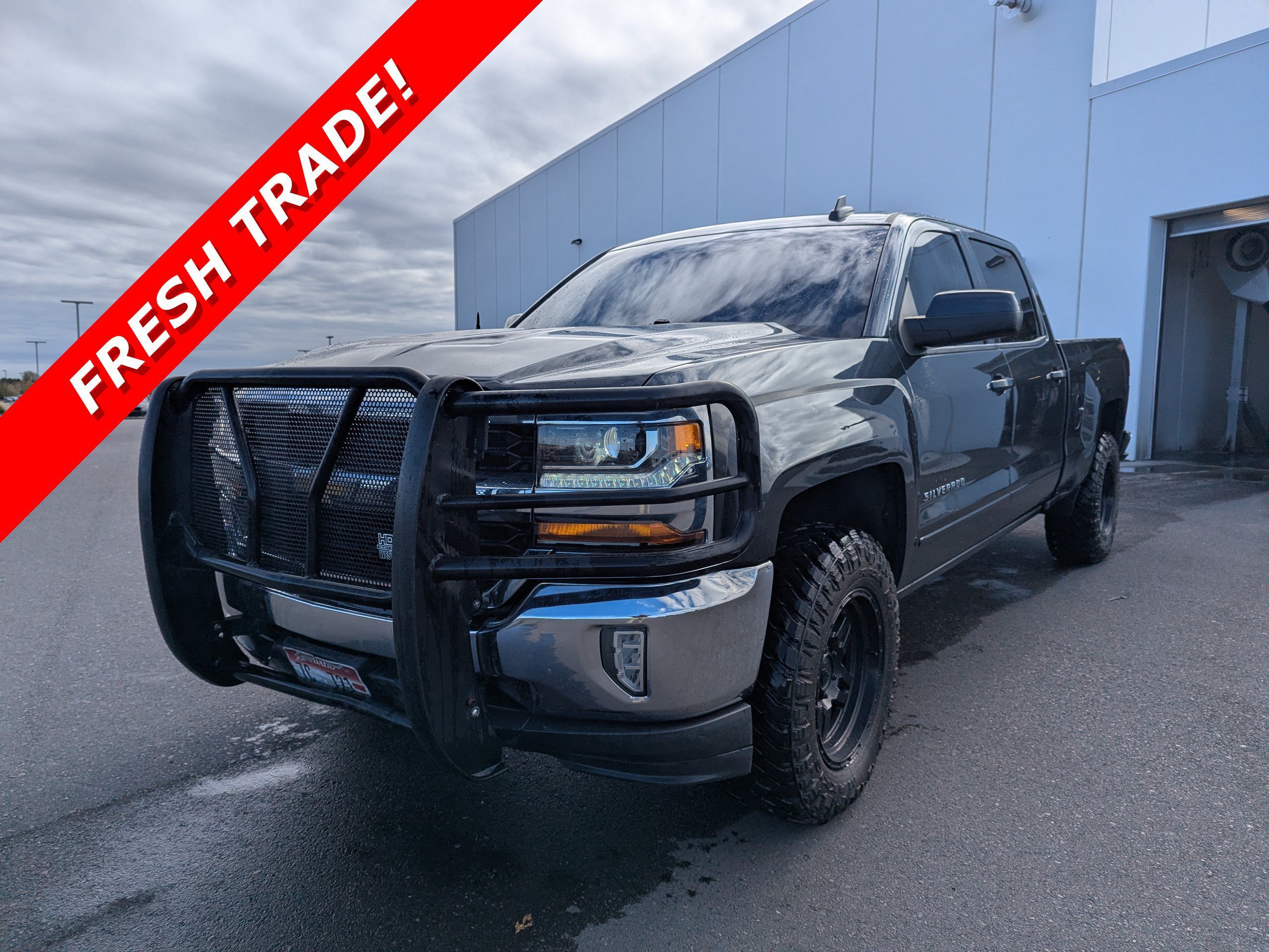 Used 2018 Chevrolet Silverado 1500 LT w/ All Star Edition AWD/4WD image 1