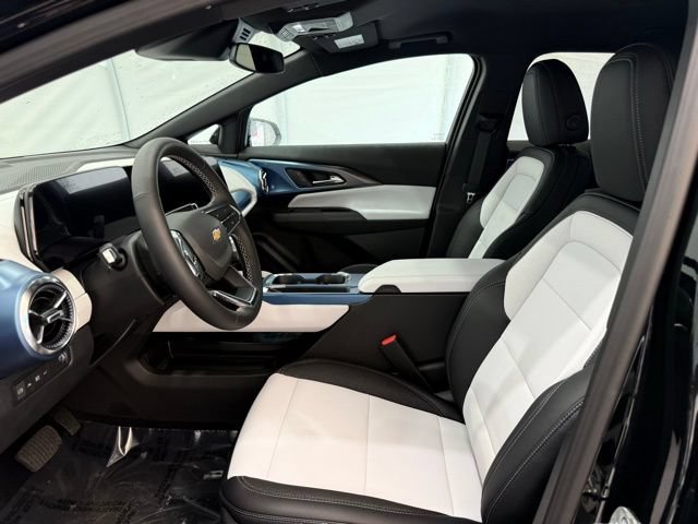 New 2026 Chevrolet Equinox EV LT AWD/4WD image 10