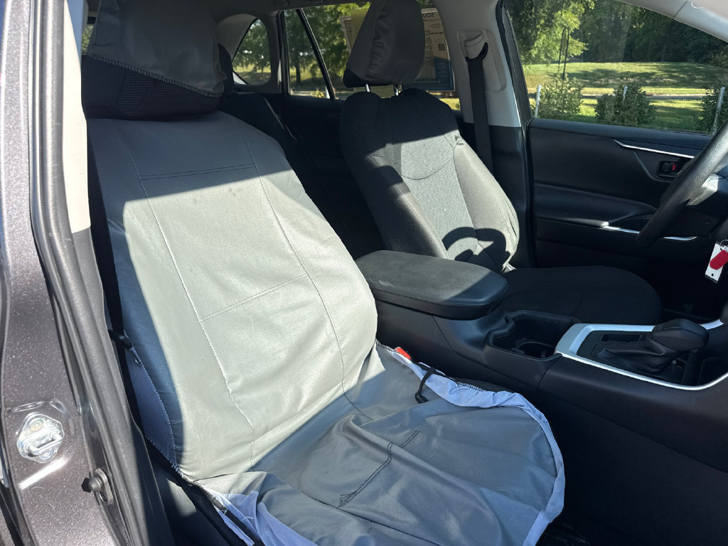 Used 2024 Toyota RAV4 LE FWD image 35