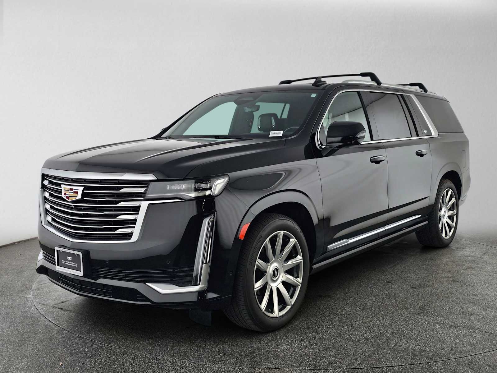 Used 2024 Cadillac Escalade ESV Premium Luxury Platinum AWD/4WD image 7