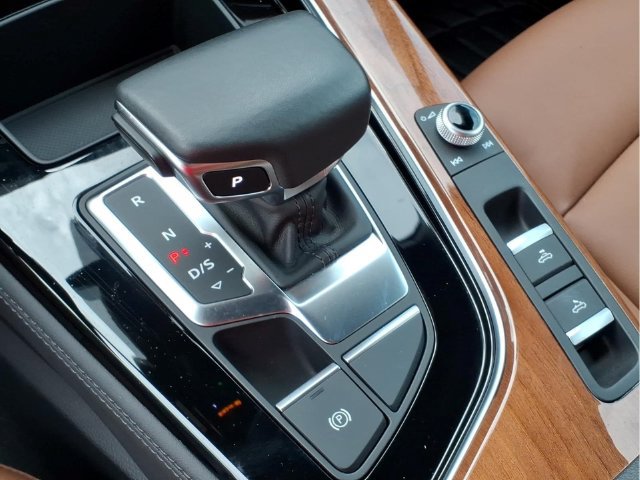 Used 2022 Audi A5 2.0T Premium Plus w/ Premium Plus AWD/4WD image 10